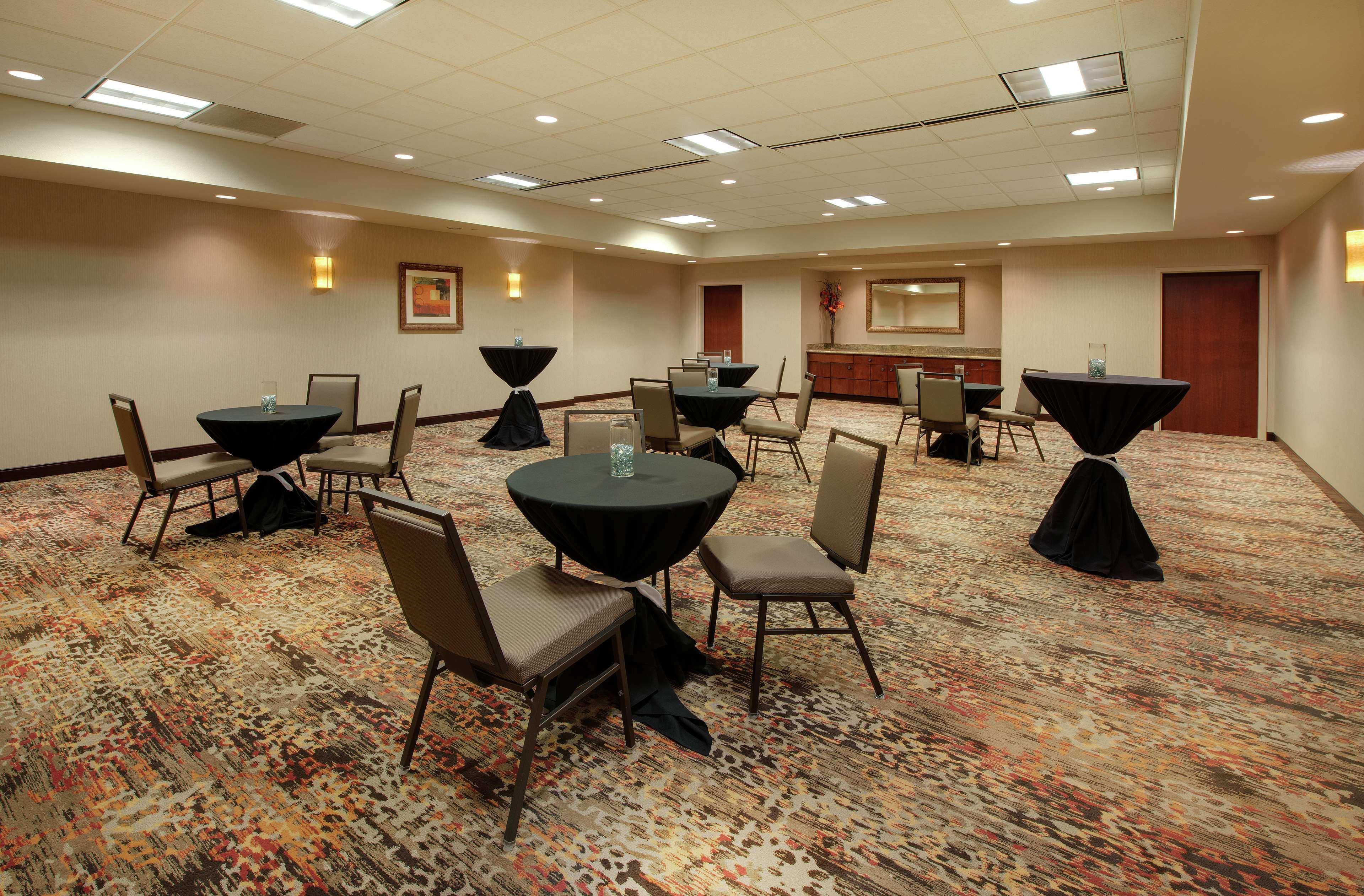 Embassy Suites האנטסוויל מראה חיצוני תמונה