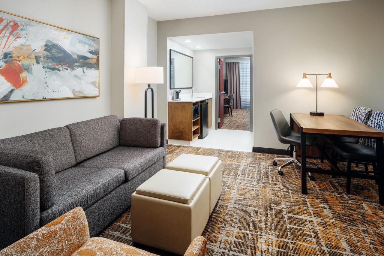 Embassy Suites האנטסוויל מראה חיצוני תמונה
