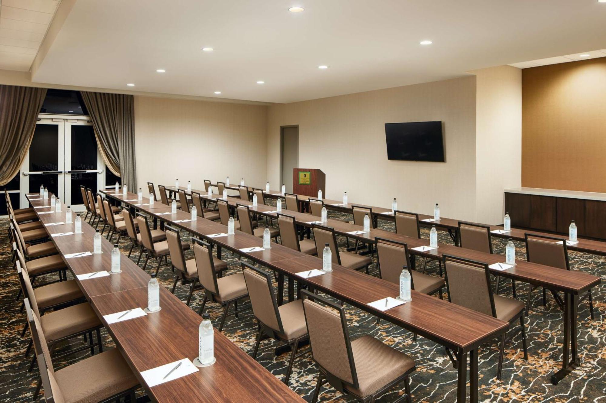 Embassy Suites האנטסוויל מראה חיצוני תמונה