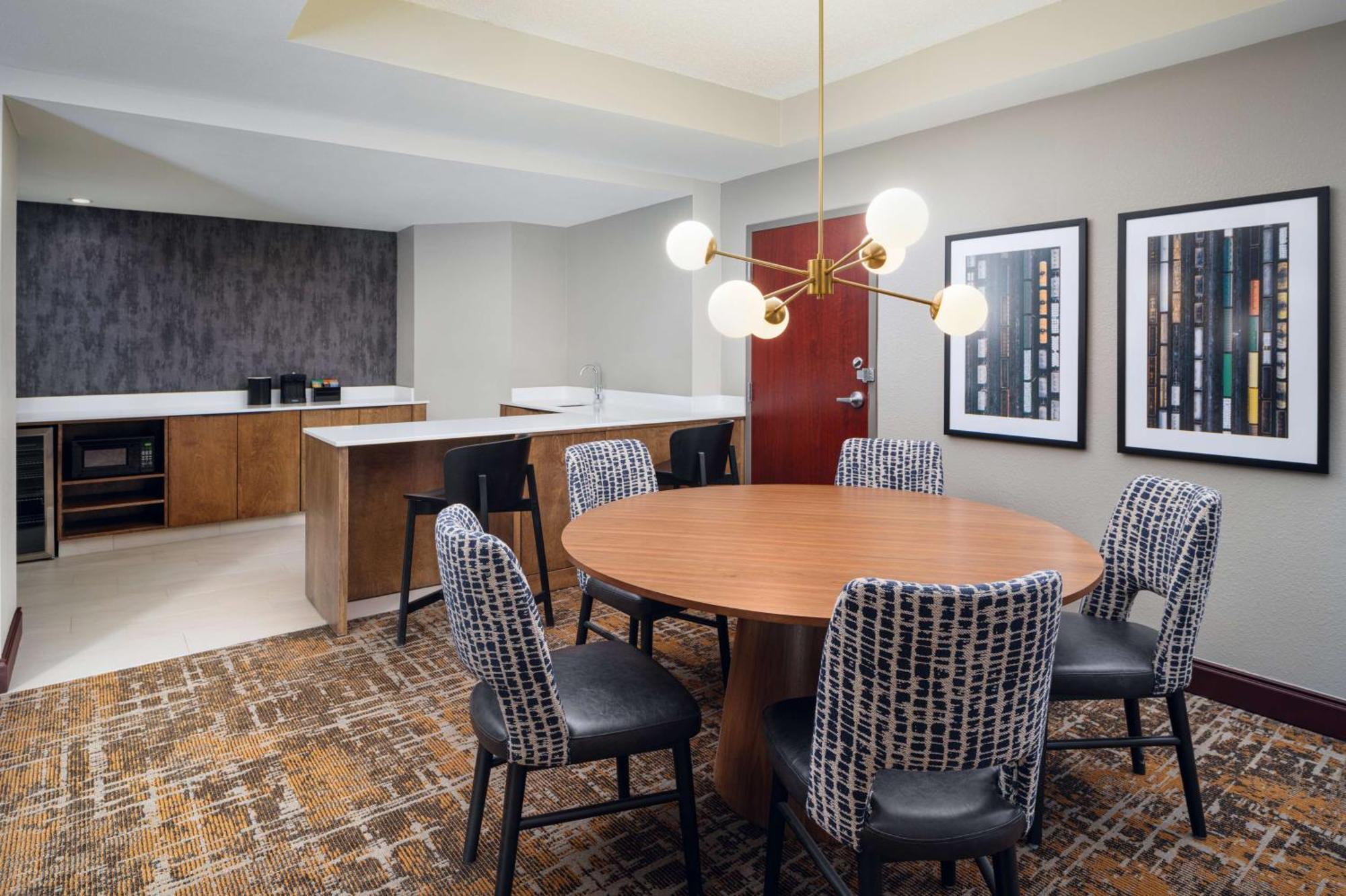 Embassy Suites האנטסוויל מראה חיצוני תמונה