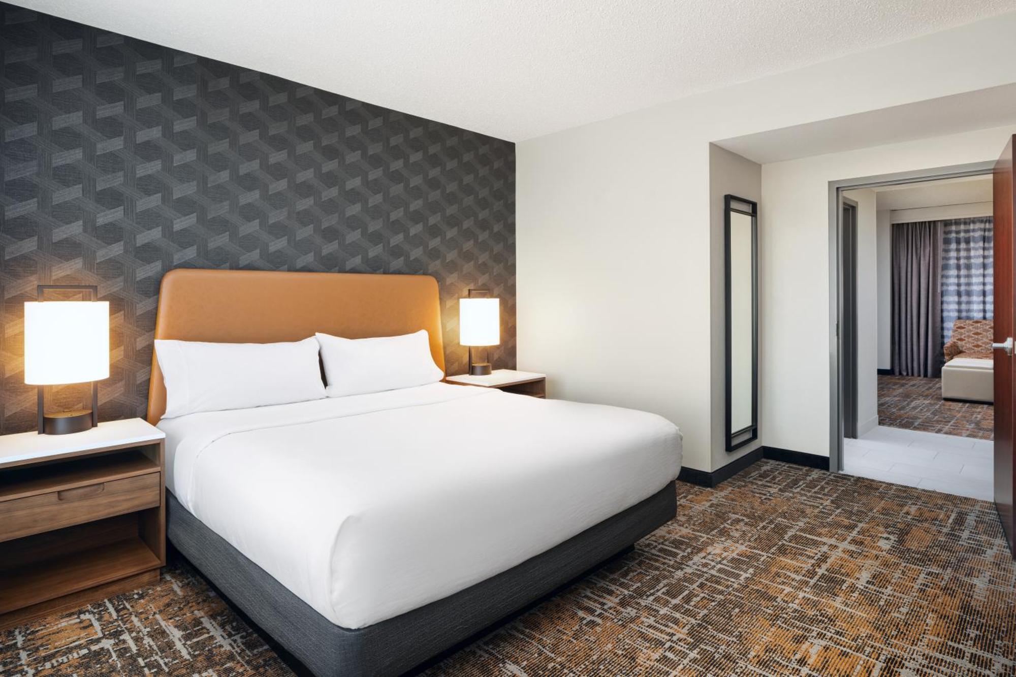 Embassy Suites האנטסוויל מראה חיצוני תמונה