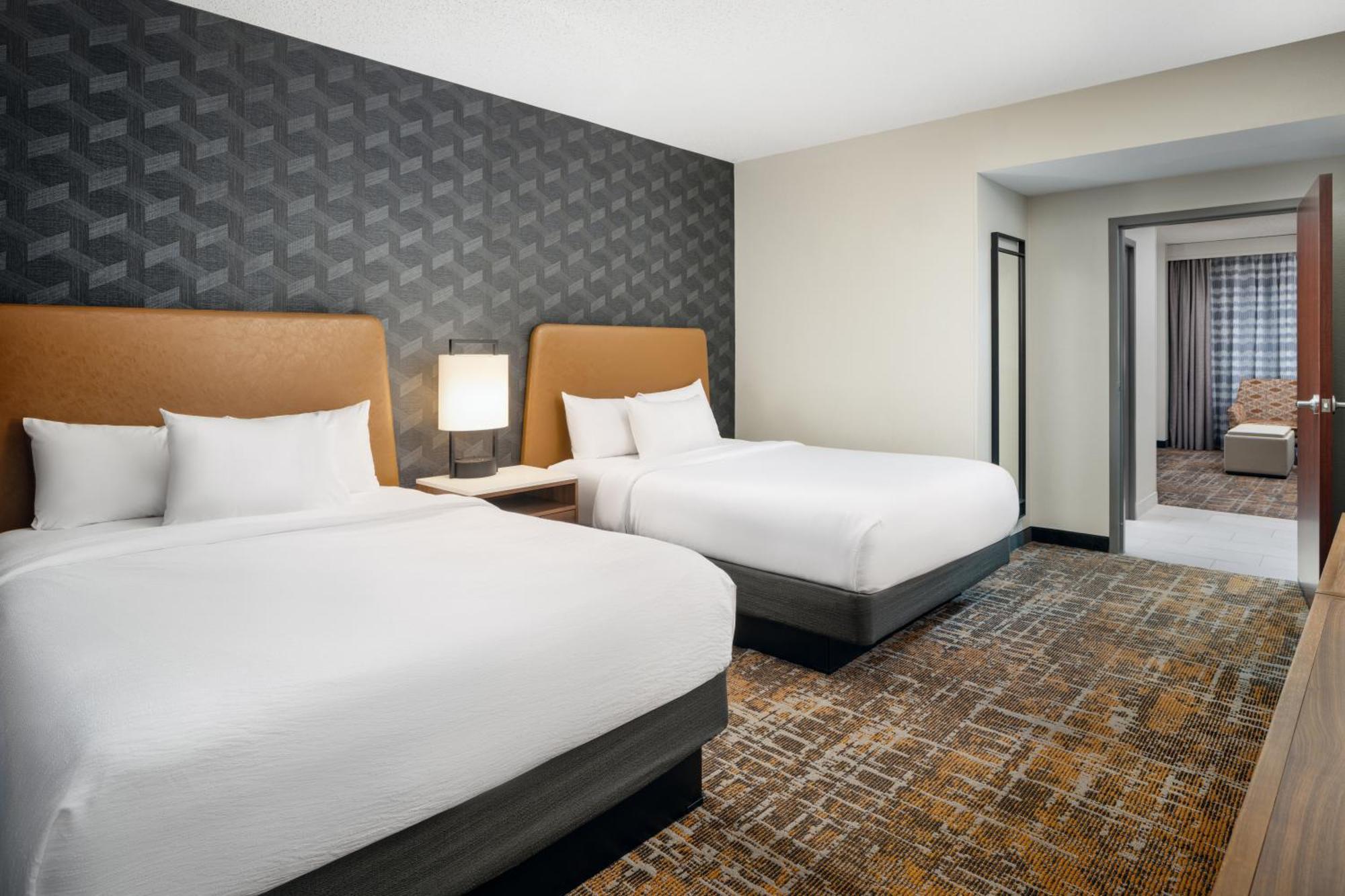 Embassy Suites האנטסוויל מראה חיצוני תמונה